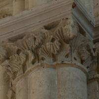 Basilique de Saint-Denis - Interior, western frontispiece, central vessel, south clerestory, vaulting shaft capitals