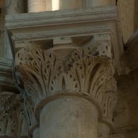Basilique de Saint-Denis - Interior, western frontispiece, central vessel, north clerestory, vaulting shaft capital