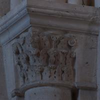 Basilique de Saint-Denis - Interior, western frontispiece, north vessel, vaulting shaft capital