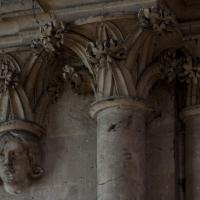 Basilique de Saint-Denis - Interior, nave, west wall, shaft capitals