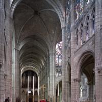 Basilique de Saint-Denis - Interior, chevet, choir looking northwest through crossing 