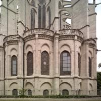 Basilique de Saint-Denis - Exterior, southeast chevet elevation looking west, radiating chapels