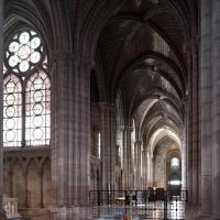 Basilique de Saint-Denis - Interior, nave, south aisle looking southwest
