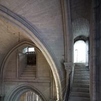 Basilique de Saint-Denis - Interior, upper narthex over center portal looking south, staircase to south tower