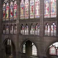 Basilique de Saint-Denis - Interior, nave, triforium level looking southeast, nave elevation