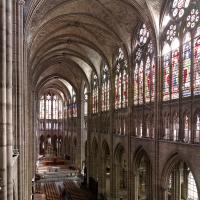 Basilique de Saint-Denis - Interior, nave, triforium level looking southeast