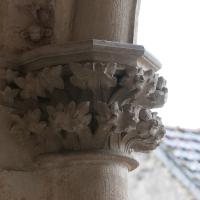 Église Notre-Dame de Saint-Père-sous-Vézelay - Exterior, narthex, central entrance, south shaft capital