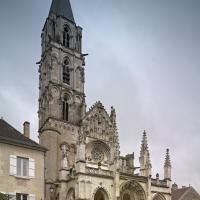 Église Notre-Dame de Saint-Père-sous-Vézelay - Exterior, western frontispiece looking southeast