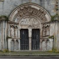 Église Saint-Thibault - Exterior, north transept portal