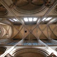 Église Notre-Dame de Semur-en-Auxois - Interior, nave vaults