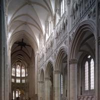 Cathédrale Notre-Dame de Sées - Interior, south nave elevation looking east