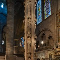 Cathédrale Notre-Dame de Strasbourg - Interior, south transept looking northeast, column