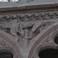 Cathédrale Notre-Dame de Strasbourg - Interior, nave, north triforium, spandrel, sculptural figures