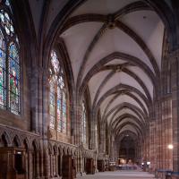 Cathédrale Notre-Dame de Strasbourg - Interior, nave, north aisle looking east