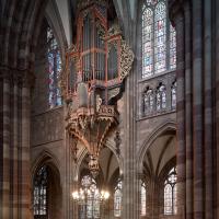 Cathédrale Notre-Dame de Strasbourg - Interior, nave, south aisle looking northwest, organ