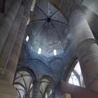 Cathédrale Notre-Dame de Strasbourg - Interior, north transept facing southwest, crossing dome
