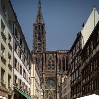 Cathédrale Notre-Dame de Strasbourg - Exterior, western frontispiece looking east, city view
