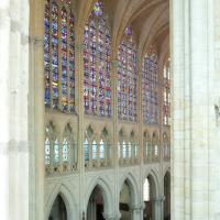 Cathédrale Saint-Gatien de Tours - Interior, north chevet elevation from south transept triforium