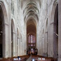 Cathédrale Saint-Gatien de Tours - Interior, nave elevation looking west