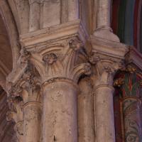 Cathédrale Saint-Gatien de Tours - Interior, chevet, ambulatory, axial chapel entrance, vaulting shaft capitals