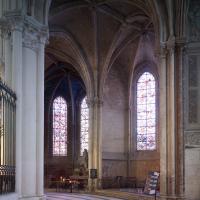Cathédrale Saint-Gatien de Tours - Interior, chevet, south ambulatory looking northeast