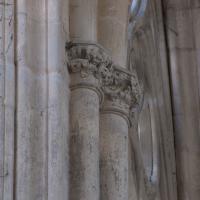 Église de la Trinité de Vendôme - Interior, nave, north clerestory, vaulting shaft capitals
