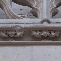 Église de la Trinité de Vendôme - Interior, nave, north arcade, cornice, detail