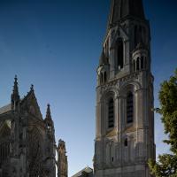 Église de la Trinité de Vendôme - Exterior, north tower elevation and western frontispiece
