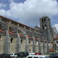 Église Sainte-Marie-Madeleine de Vézelay - Exterior, south nave elvation with transept and tower
