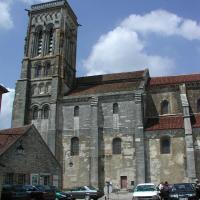 Église Sainte-Marie-Madeleine de Vézelay - Exterior, south nave elvation with south tower