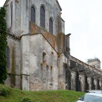 Église Sainte-Marie-Madeleine de Vézelay - Exterior, north nave elevation and transept
