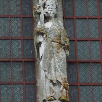 Église Sainte-Marie-Madeleine de Vézelay - Exterior, western frontispiece, sculptured figure