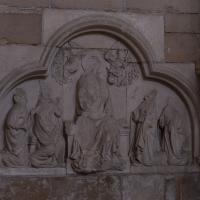 Église Sainte-Marie-Madeleine de Vézelay - Interior, north transept, north wall, sculptural fragment