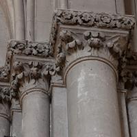 Cathédrale Saint-Maurice d'Angers - Interior, south transept, southwest crossing pier, transverse arch, shaft capitals