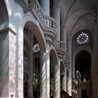 Église Saint-Etienne du Mont - Interior, nave, south aisle looking northeast