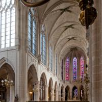 Église Saint-Germain-l’Auxerrois de Paris - Interior, crossing looking northeast
