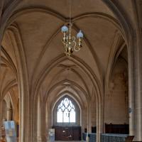 Église Saint-Germain-l’Auxerrois de Paris - Interior, north nave aisle looking west