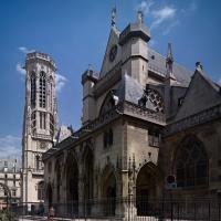 Église Saint-Germain-l’Auxerrois de Paris - Exterior, western frontispiece looking northeast