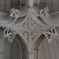 Église Notre-Dame d'Alençon - Interior, nave, high vault, boss
