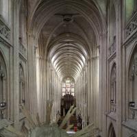 Collégiale Notre-Dame-Saint-Laurent d'Eu - Interior, chevet and nave from east chevet gallery level