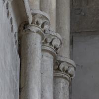 Collégiale Notre-Dame-Saint-Laurent d'Eu - Interior, nave, north aisle, gallery, shaft rings