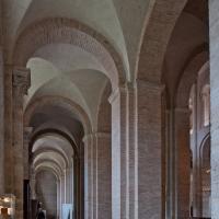Basilique Saint-Sernin de Toulouse - Interior, nave, south outer aisle looking northwest