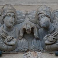 Basilique Saint-Sernin de Toulouse - Exterior, south nave portal, east buttress, sculpture