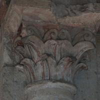 Basilique Saint-Sernin de Toulouse - Interior, nave, north gallery, vaulting shaft capital