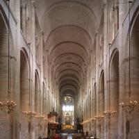 Basilique Saint-Sernin de Toulouse - Interior, nave looking east