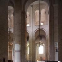 Basilique Saint-Sernin de Toulouse - Interior, nave, south outer aisle looking north 