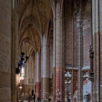 Cathédrale Saint-Étienne de Toulouse - Interior, south chevet aisle looking southeast