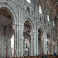 Cathédrale Saint-Lazare d'Autun - Interior, north nave elevation
