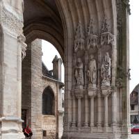 Église Notre-Dame d'Auxonne - Exterior, western frontispiece, narthex, south portal, south jamb