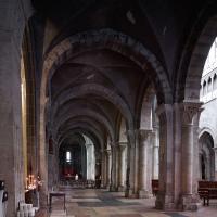 Cathédrale Saint-Vincent de Chalon-sur-Saône - Interior, north nave aisle looking east